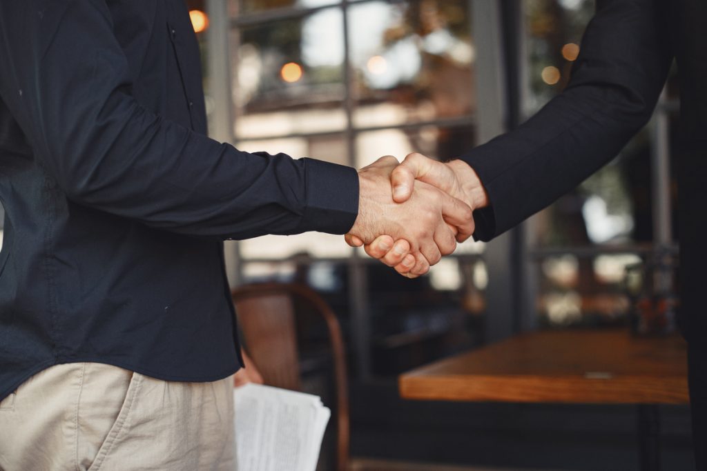 O que é cross selling? Como aumentar o ticket médio com venda cruzada